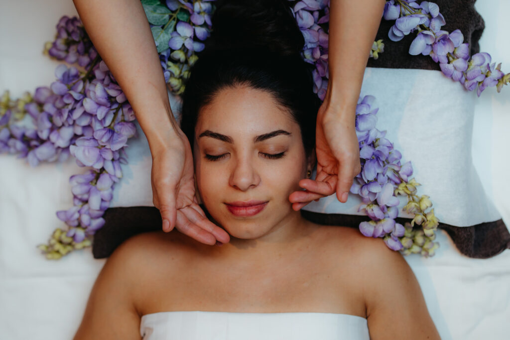 Foto de masajes massatge massage Barcelona beauty center